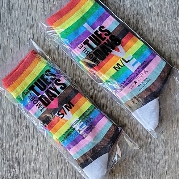 Love Rainbow Pride  Socks 🌈 - Picture 4 of 6